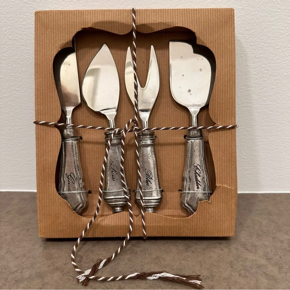 Vintage-Antique Style Silver Cheese Knife Set 4-Piece Cheddar Bleu Swiss Gouda